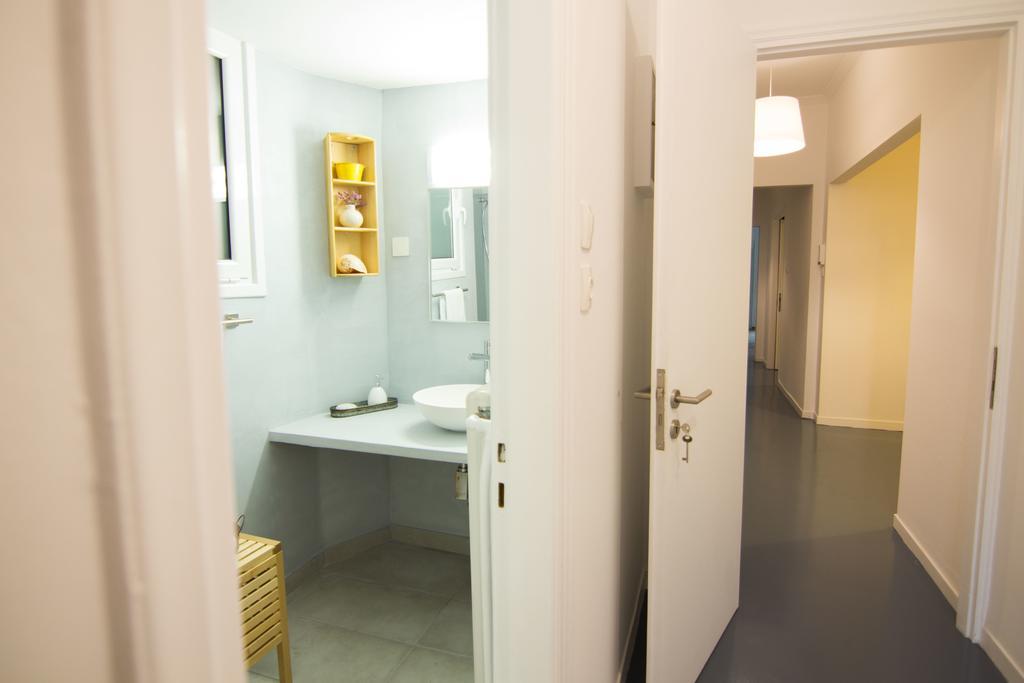 Athenian Blue - Family Apt 5' Minutes From Acropolis Museum Esterno foto
