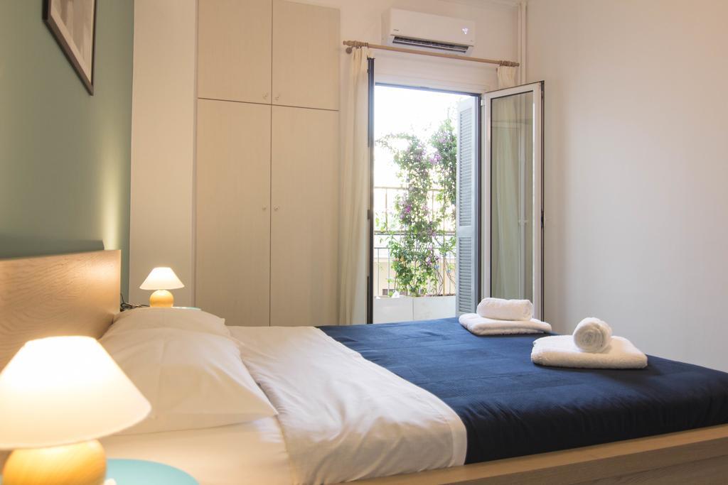 Athenian Blue - Family Apt 5' Minutes From Acropolis Museum Esterno foto